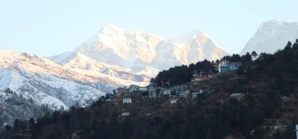 हिमपातसँगैको वर्षाले सोलुखुम्बुका किसान हर्षित