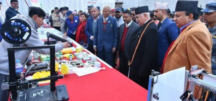 एमाले बैठकस्थलमा प्रविधि प्रदर्शनी