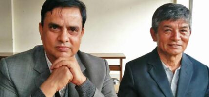 महजोडी मदनकृष्ण श्रेष्ठ र हरिवंश आचार्य सम्मानित