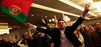 पोर्चुगलको समाजवादीहरूले संसदीय चुनावमा केन्द्र-अधिकार गठबन्धनसँग गठबन्धन गरेका छन्