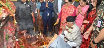 राष्ट्रपति पौडेलद्वारा सपनतीर्थमा पूजार्चना