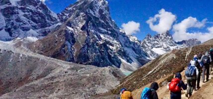 पर्यटकसँग सम्बन्धित तीन सय ७० उजुरी दर्ता