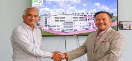 भाटभटेनी सुपरमार्केटका अध्यक्षद्वारा अस्पताल बनाउन ४१ करोड सहयोग