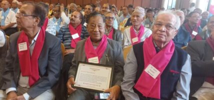 ७८ वर्ष नाघेका ७४ इञ्जिनियरलाई सम्मान