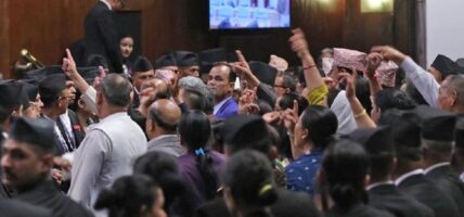 संसदमा कांग्रेसको अवरोध कायमै, संसद्को गतिरोध अन्त्य गर्न कांग्रेसलाई ओलीको आग्रह