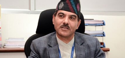 भ्रष्टाचार मुद्दा दर्ता भएसँगै मुख्यसचिव अर्याल निलम्बनमा