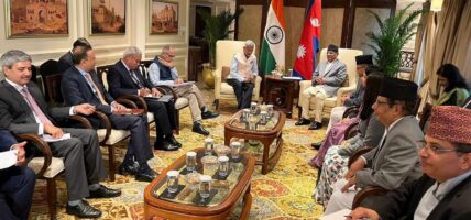 प्रधानमन्त्री दाहालसँग भारतीय विदेशमन्त्रीको भेटवार्ता