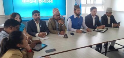 प्रधानमन्त्रीलाई भेटेपछि रास्वपाका मन्त्रीहरुद्वारा तत्काल राजीनामा नदिने निर्णय