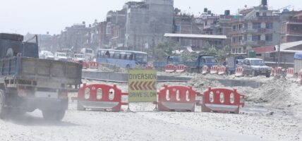 सूर्यविनायक-धुलिखेल सडक विस्तारको काम डेढ वर्षमा २५ प्रतिशत मात्र