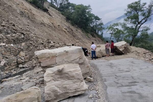 पृथ्वी राजमार्ग एकतर्फी सञ्चालन पृथ्वी राजमार्ग एकतर्फी सञ्चालन