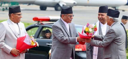 राष्ट्रपति पौडेल स्वदेश फिर्ता