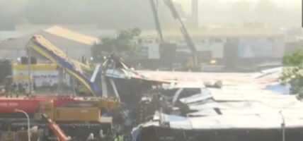 मुम्बईको एन्टप हिलस्थित घरको एक भाग ढल्दा दुईको मृत्यु