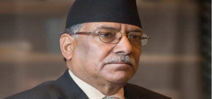 कांग्रेस र एमाले सहकार्य गर्ने भएपछि वर्तमान सरकारमा संकट, माओवादी केन्द्र बैठक बस्दै