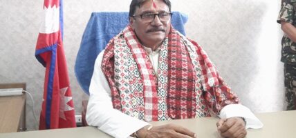 श्रममन्त्रीद्वारा पदभार ग्रहण, १३औँ पटक मन्त्री बनेका भण्डारीको राजनीतिक यात्रा