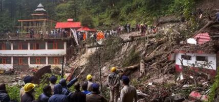 भारतमा पहिरोमा परी २४ जनाको मृत्यु