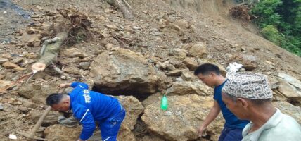 पहिराले बुद्धसिंह मार्ग एक सातादेखि अवरुद्ध