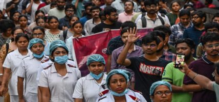 सहकर्मीको हत्यापछि भारतीय चिकित्सकहरू हडतालमा
