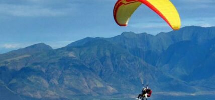 तनहुँसुरमा प्याराग्लाइडिङ सञ्चालनको तयारी