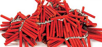 धुलिखेलबाट छब्बीस बाक्सा पटाका बरामद