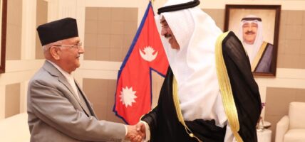 प्रधानमन्त्री ओली र कुवेतका राजकुमार एवं प्रधानमन्त्री सबाहबीच भेटवार्ता