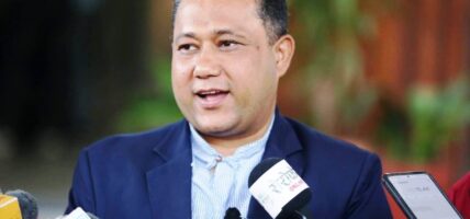 सांसद शिशिरको गलत जिकिर : रास्वपामा अस्वाभाविक खुसियाली, लामिछाने उत्साहित