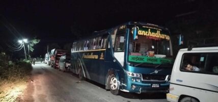 Over 348,000 people leave Kathmandu for Dashain till this morning