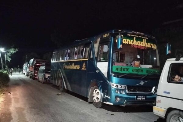 घटस्थापनादेखि आजसम्म दुई लाख ६२ हजार काठमाडौँबाट बाहिरिए घटस्थापनादेखि आजसम्म दुई लाख ६२ हजार काठमाडौँबाट बाहिरिए