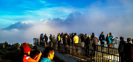 दसैँपछि घोडेपानी र पुनहिलमा पर्यटक बढे