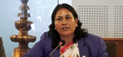 शैक्षिक क्षेत्रलाई दलीय प्रभावबाट मुक्त गर्ने प्रयासमा मन्त्री भट्टराई