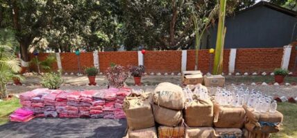 कैलाली र कञ्चनपुरमा भारतबाट भित्रिएको ९ लाखको सामान बरामद