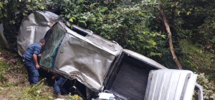 नुवाकोटमा गाडी दुर्घटना हुँदा एक जनाको मृत्यु, पाँच घाइते