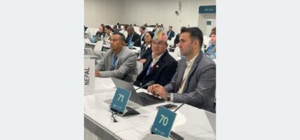 समुद्री सतहमुनि रहेको बाकुबाट सर्वोच्च शिखर सगरमाथाको सन्देश: ‘हिमालको हिउँ जोगाऔँ’