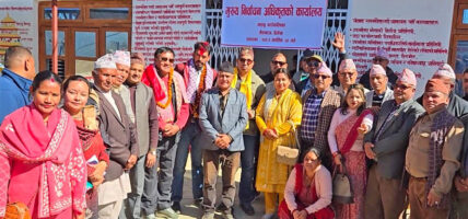 दैलेख महाबु गाउँपालिका अध्यक्षमा विभिन्न दलका नेताहरुको मनोनयन दर्ता हुँदै