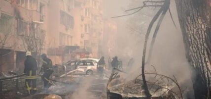 रुसले युक्रेनमा गर्‍यो १२० मिसाइल,९० ड्रोन हमला :१० जनाको मृ#त्यु