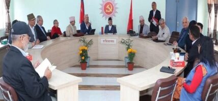 देशलाई संविधान र लोकतन्त्रको मार्गमा फर्काउन आन्दोलनको विकल्प , छैन के पी ओली