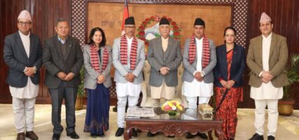 प्रधानमन्त्रीसमक्ष प्रमुख सूचनाआयुक्तको शपथ