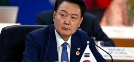 दक्षिण कोरियाली राष्ट्रपतिमाथि राजद्रोहको अभियोग