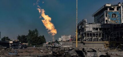 युक्रेनले ग–यो ,रूसी हवाई अड्डाहरूमा आक्रमण