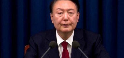 दक्षिण कोरियाका राष्ट्रपति युन सुक योलको कार्यालयमा प्रहरीले छापा