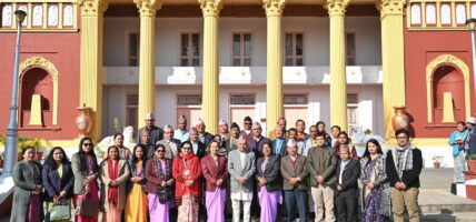 विकासलाई केन्द्रमा राखेर काम गर्न जनप्रतिनिधिलाई राष्ट्रपतिको आग्रह