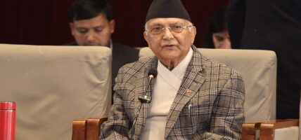 एमालेको संसदीय दलको बैठक: देशलाई पछ्यौटेपनबाट उन्नतस्तरमा लान सरकार अग्रसर छ: प्रधानमन्त्री