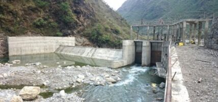तनहुँ जलविद्युत् आयोजनाका प्रभावितलाई क्षतिपूर्ति वितरण