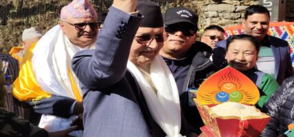 प्रधानमन्त्री ओली सोलुखुम्बुमा