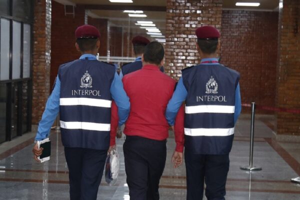 १ करोड १६ लाख नगदसहित दुई हुन्डी कारोबारी पक्राउ