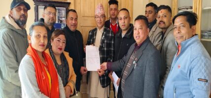 तीनबुँदे सहमति गरेर कांग्रेसले खोल्यो पोखरा महानगरमा लगाएको ताला