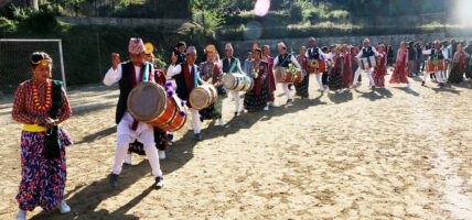 संस्कृति संरक्षण गर्न बहुजातीय सांस्कृतिक कार्यक्रम