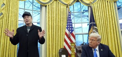 मस्कले अमेरिकाका सरकारी कर्मचारीसँग मागे एक हप्ताको प्रगति विवरण