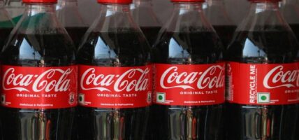 ट्रम्पको अतिरिक्त करको मारमा कोका–कोला