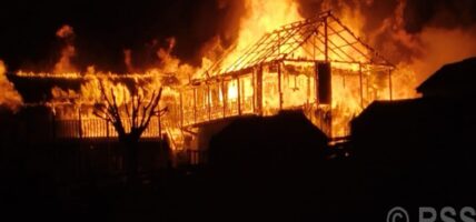 रारास्थित एक होटेलमा आगलागी हुँदा चार भवन नष्ट