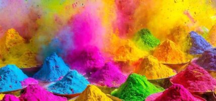 १० देशबाट भित्रियो ४० करोड बराबरको रङ,